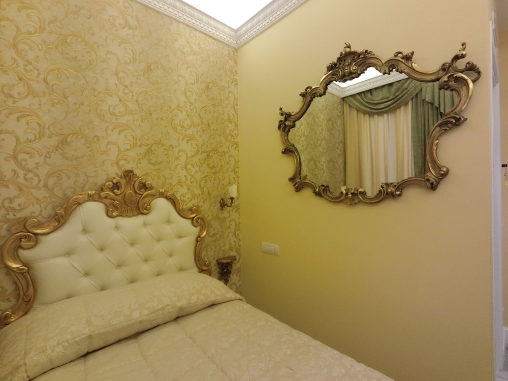 Impero Vaticano Suites Guest House 6