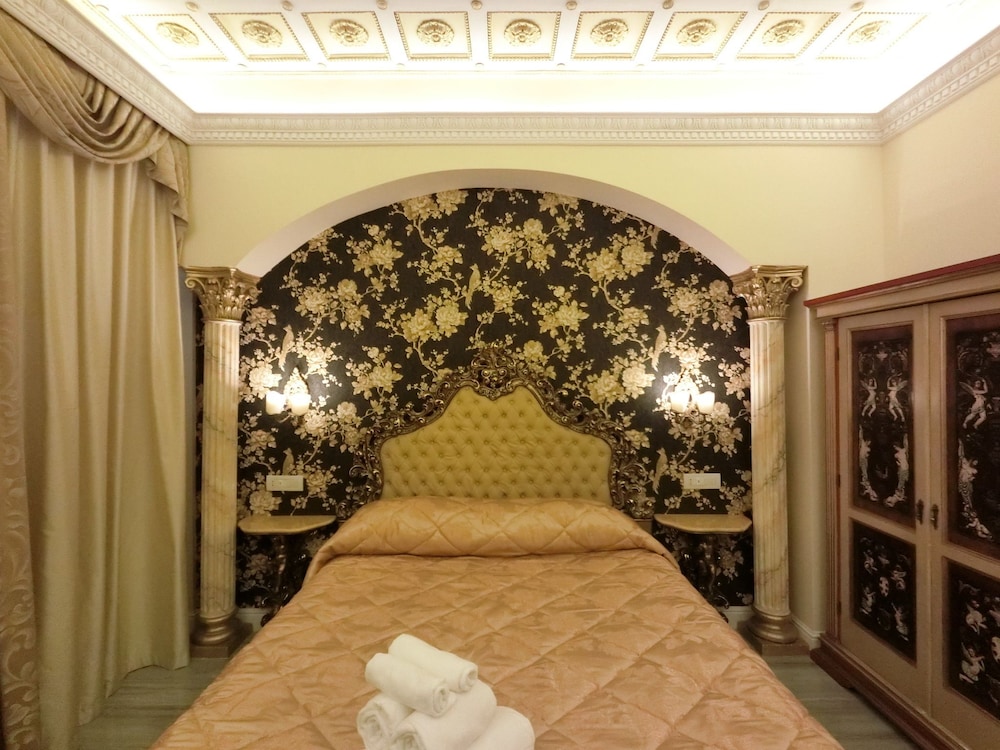 Impero Vaticano Suites Guest House 15