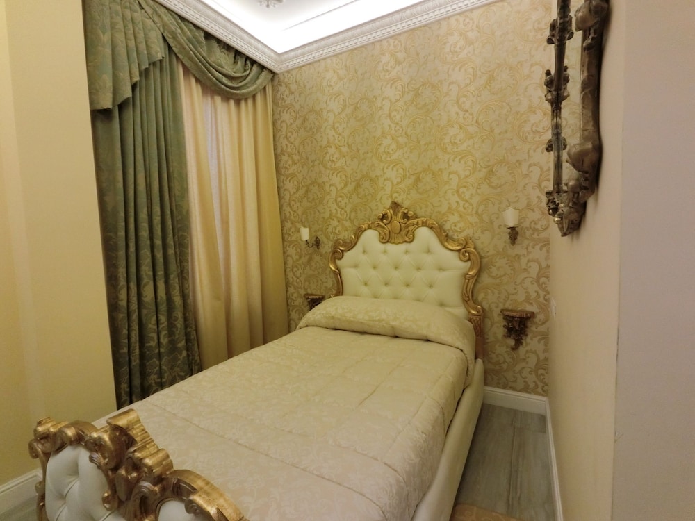 Impero Vaticano Suites Guest House 5