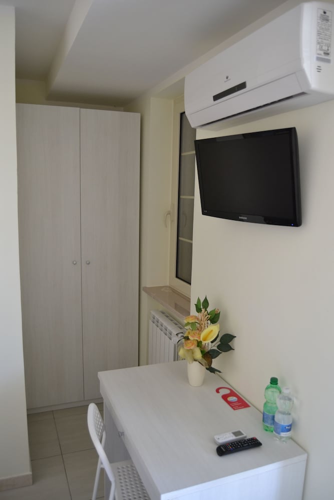 B&B Il Girasole 24