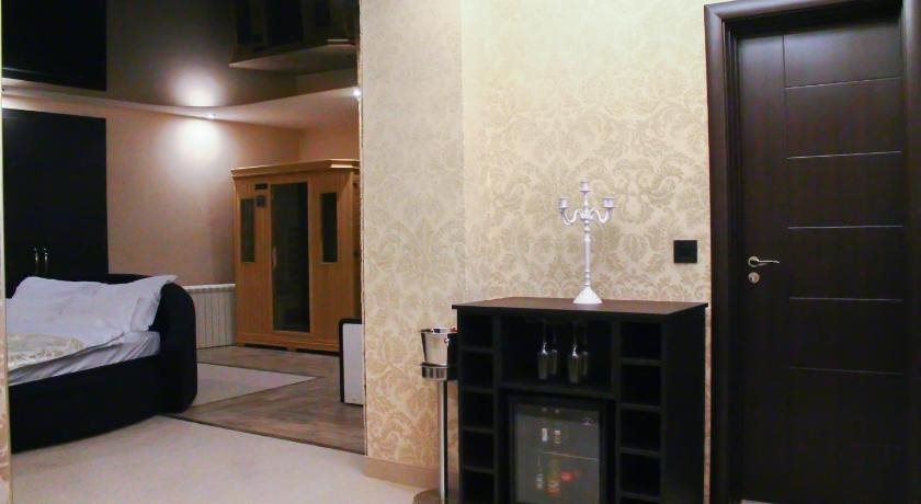 Madison Rooms 20