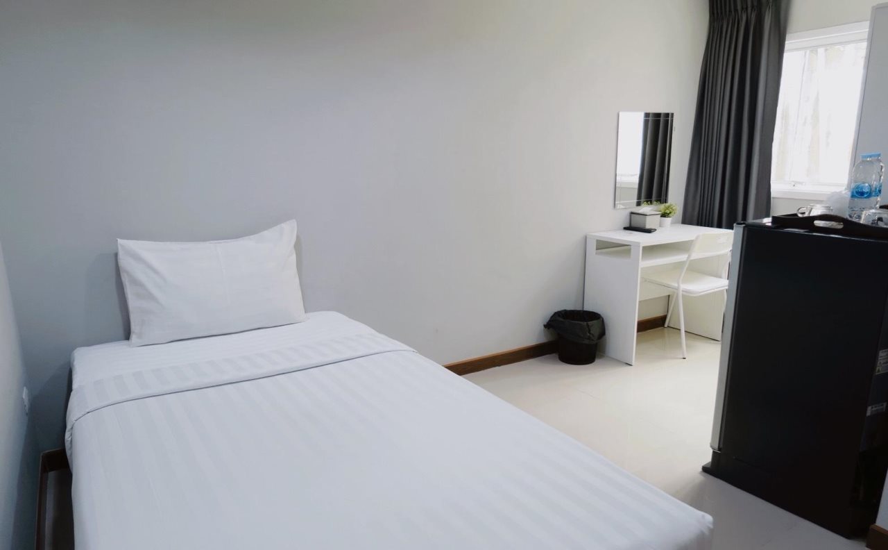 S44Room 2