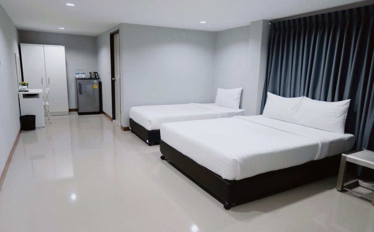 S44Room 3
