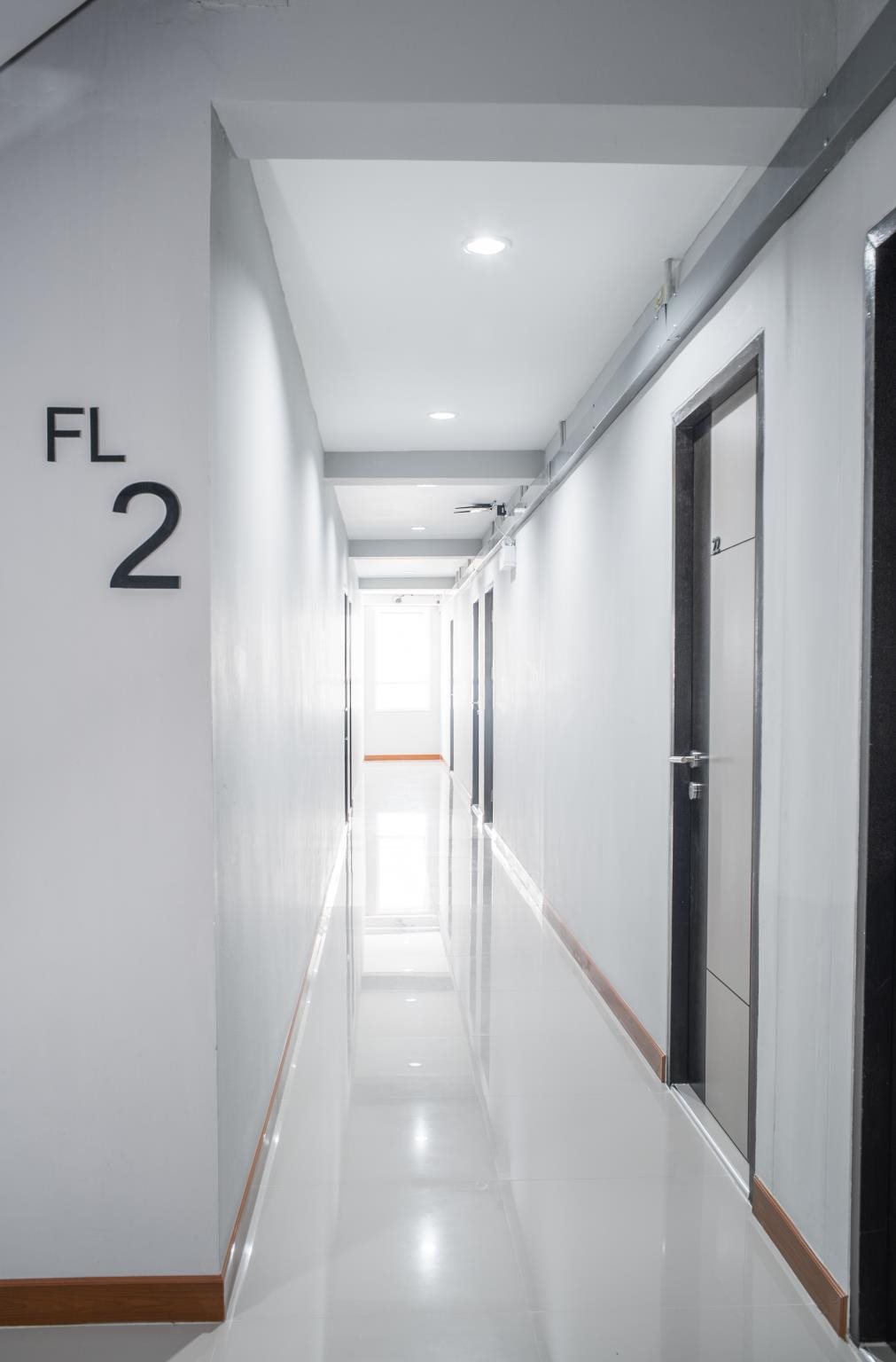 S44Room 6
