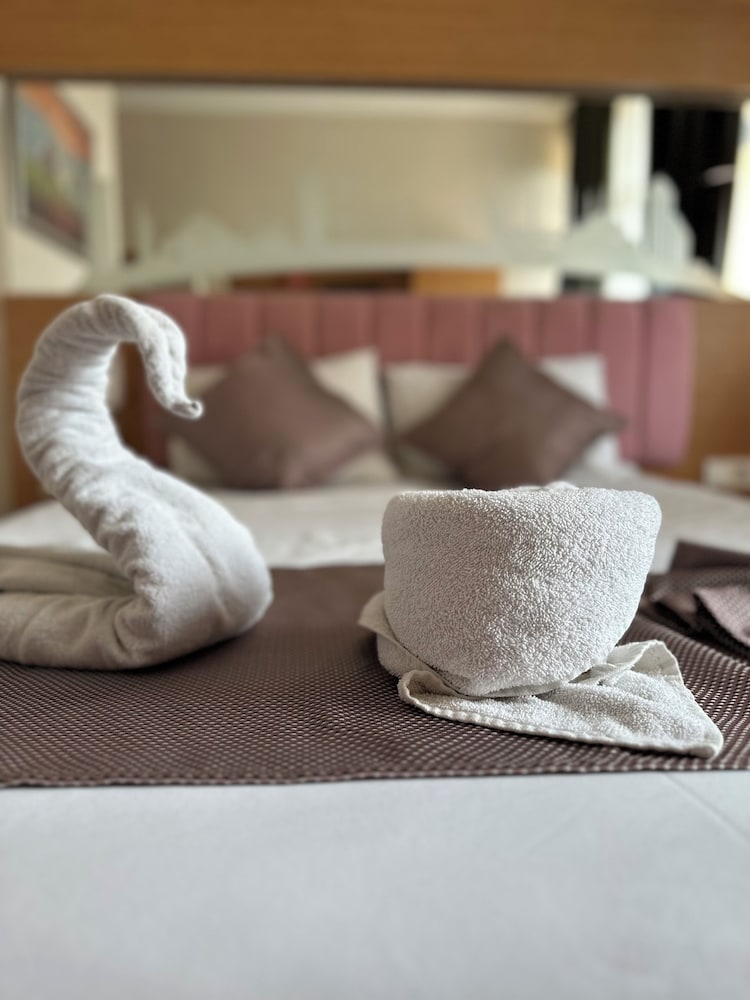 Divas Silver Hotel 12