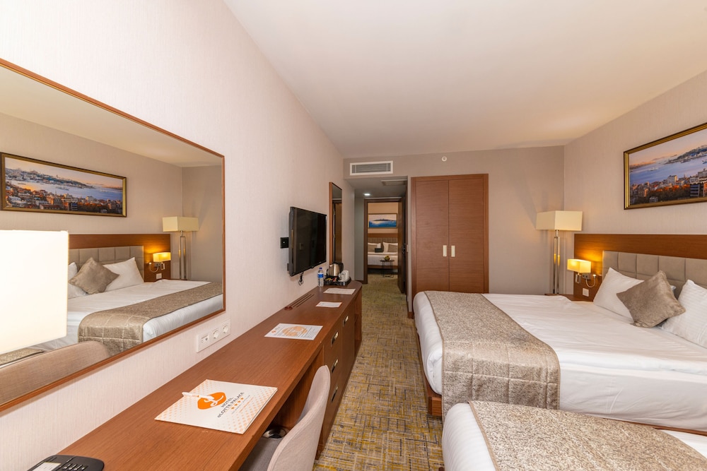 Land Park Hotel 17