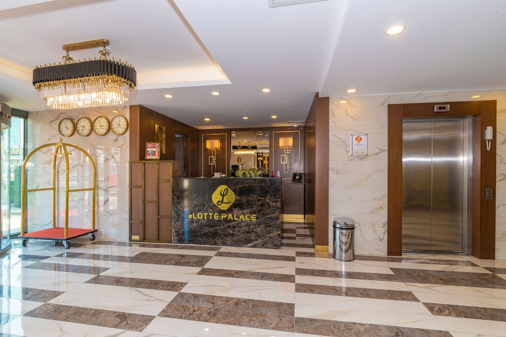 Land Park Hotel 3