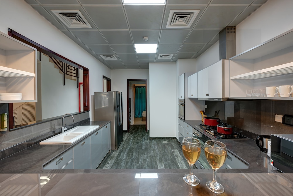 Kay Homes 23