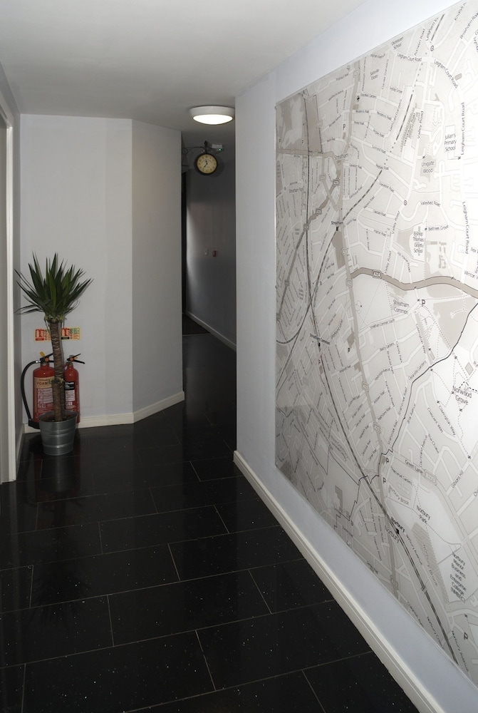 Guest House London 15