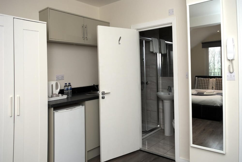 Guest House London 8