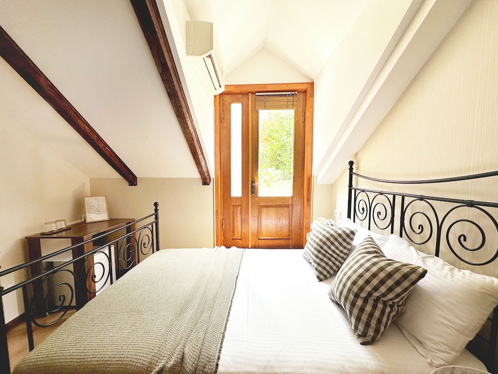Betlemi Old Town Hotel 6
