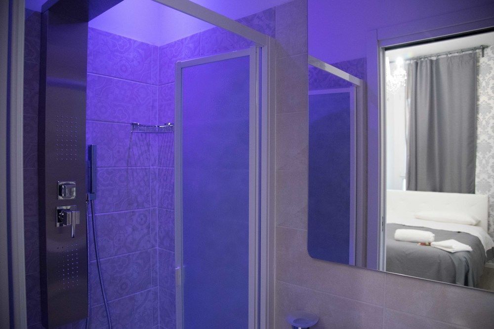 Inside Roma Rooms 20
