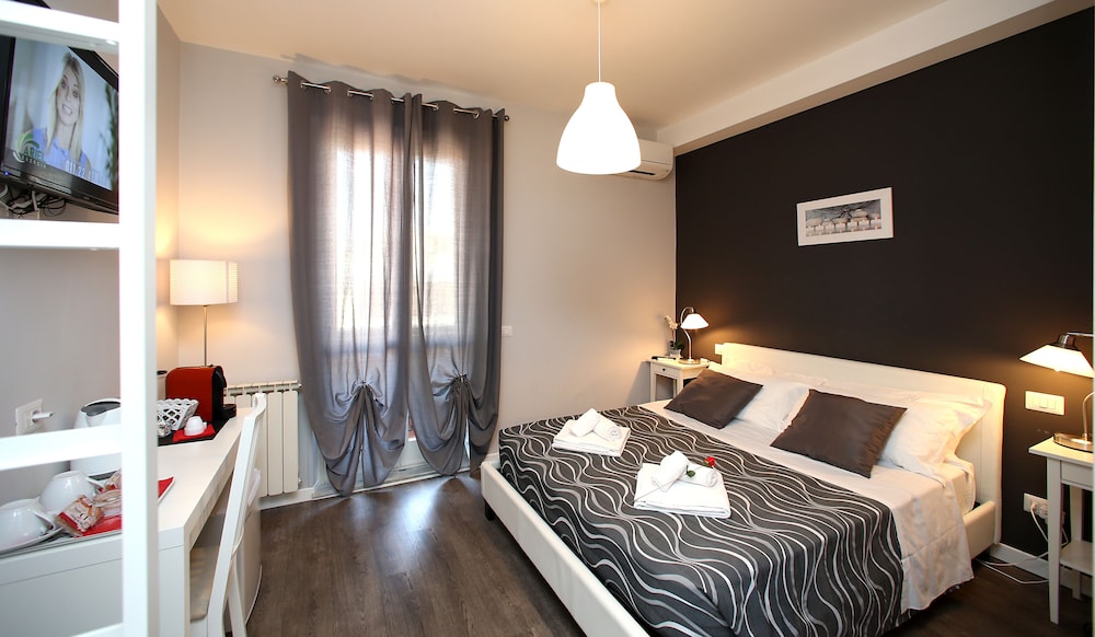 A 2 Passi dai Musei Guest House 1