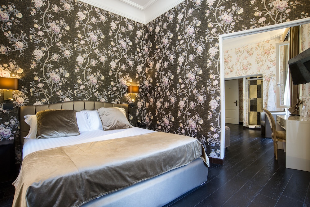 Via Veneto Suites 7