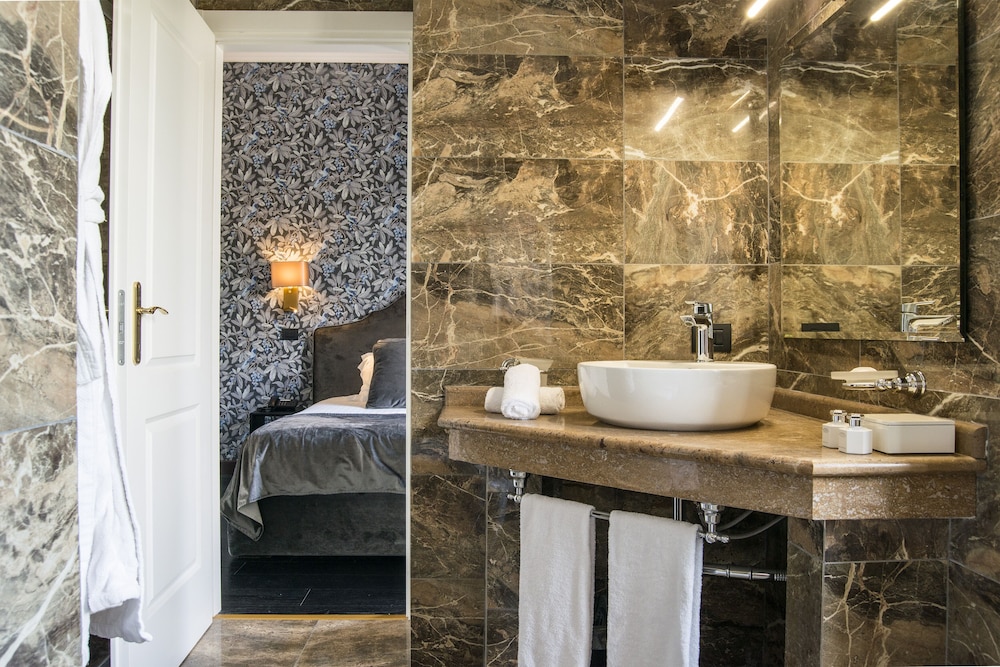 Via Veneto Suites 22