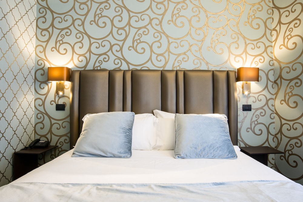Via Veneto Suites 1