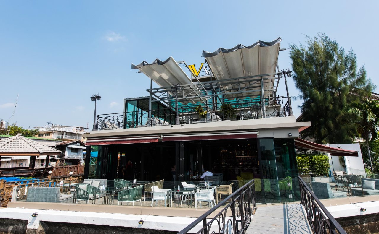 V Varee Bangkok 1