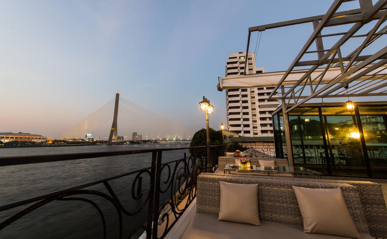 V Varee Bangkok 10
