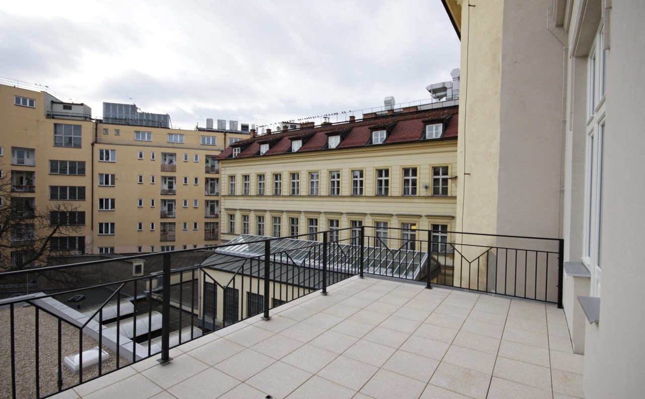 Elizabeth Suites 7