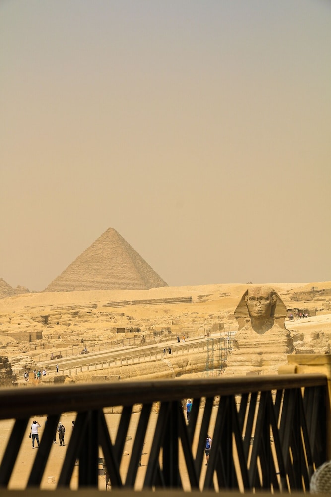Pyramids Valley 24