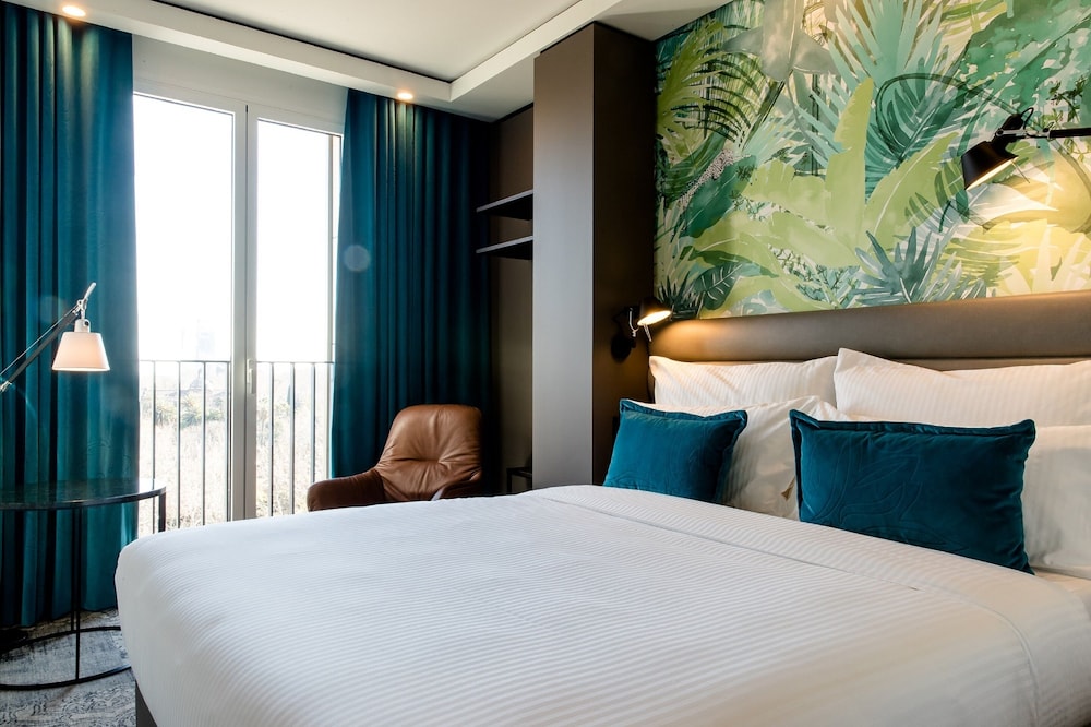 Motel One Barcelona-Ciutadella 3