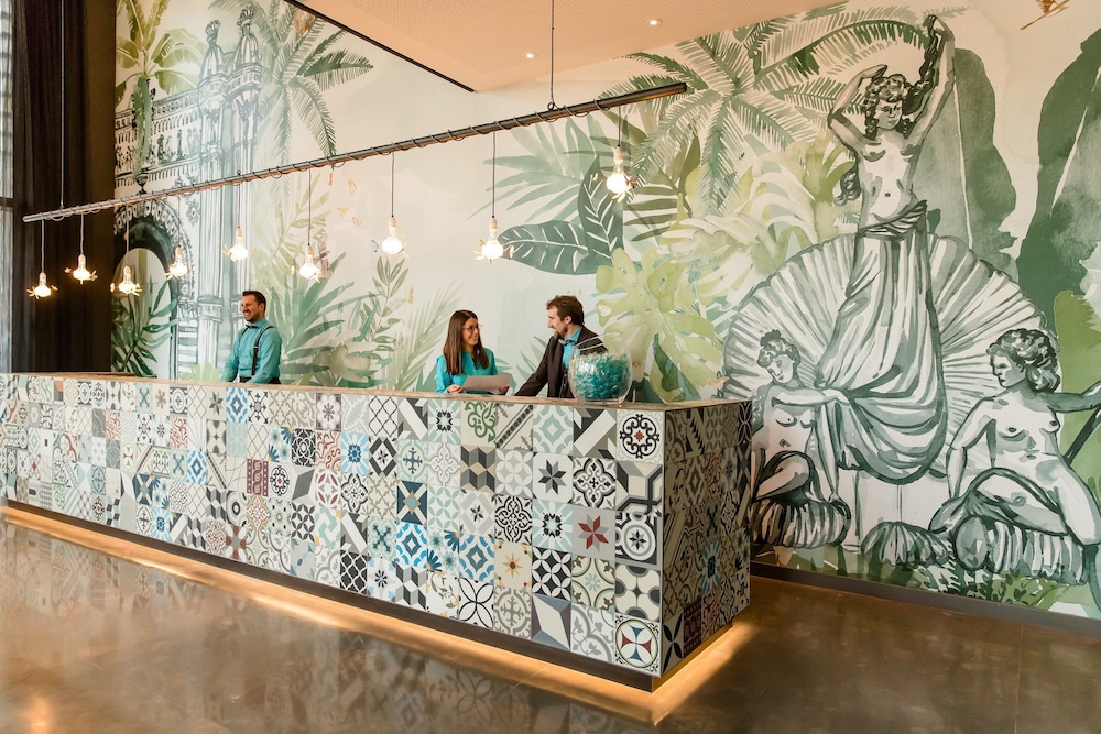 Motel One Barcelona-Ciutadella 2