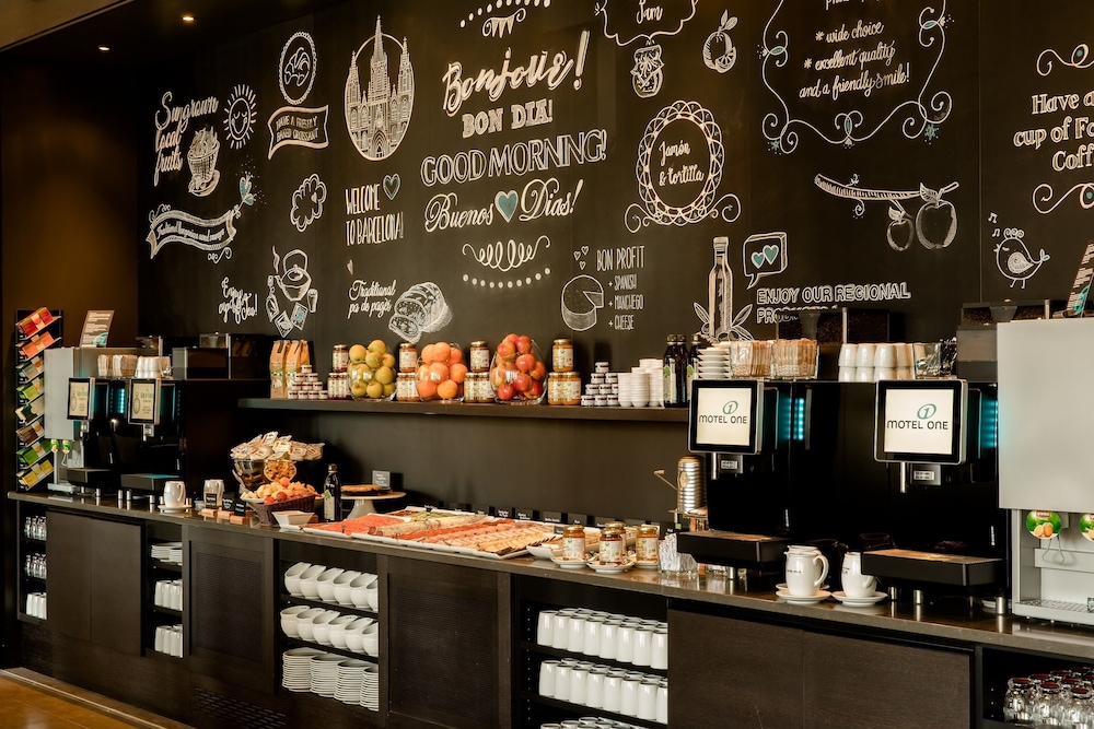 Motel One Barcelona-Ciutadella 16