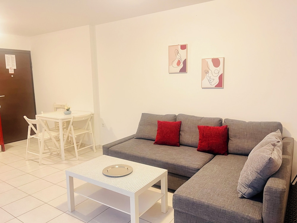 Elvita Apartmens 1 23