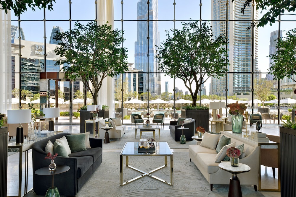 Address Sky View 6