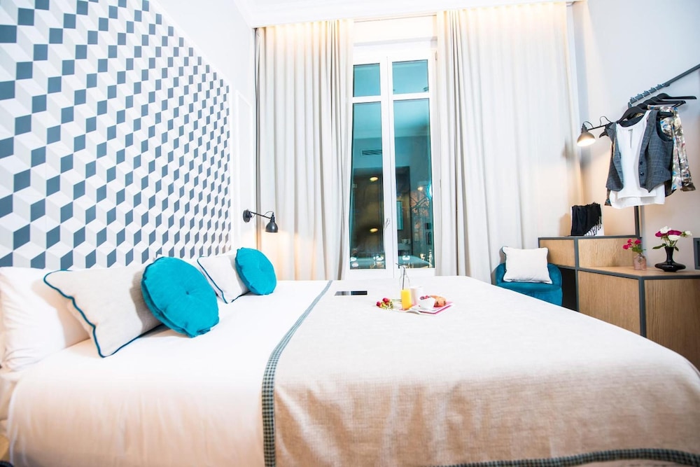 Ona Hotels Mosaic 24