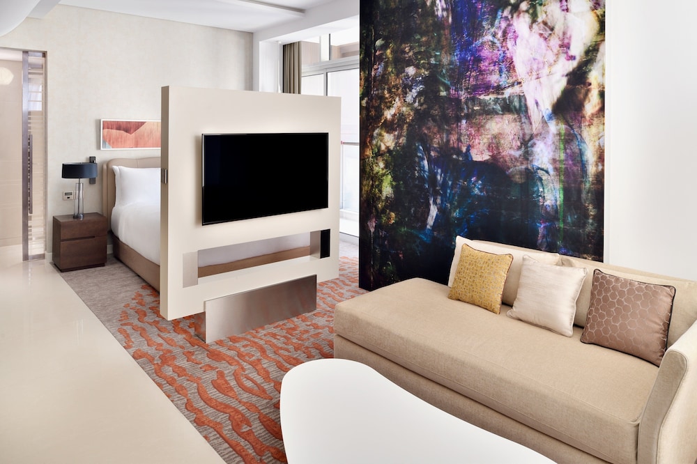 Crowne Plaza Dubai Marina 9