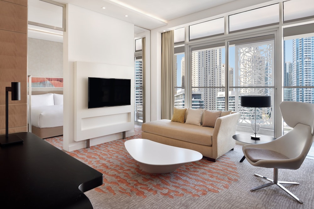 Crowne Plaza Dubai Marina 10
