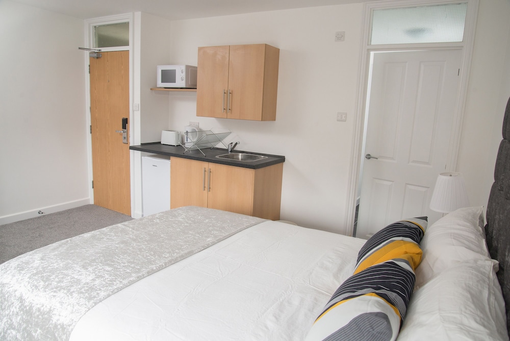 TLK Apartments and Hotel 4
