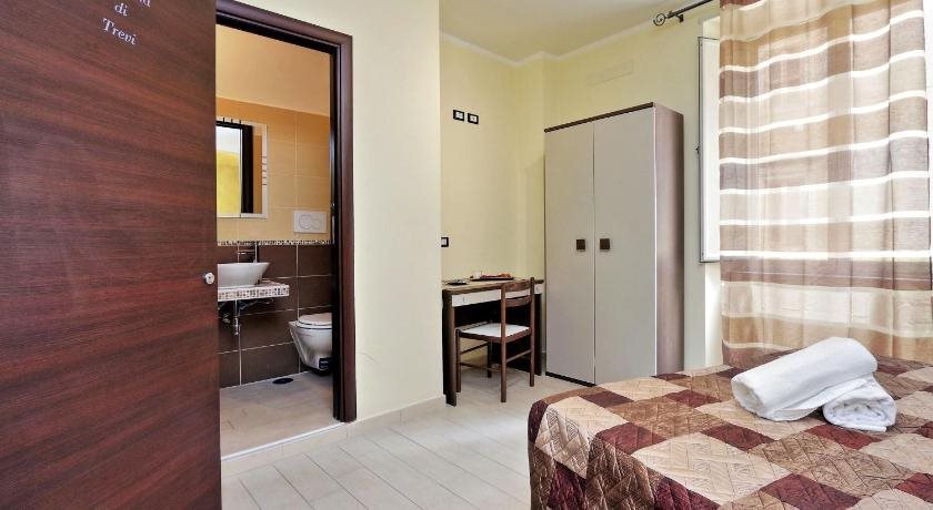 Roma Suite Centro Bed And Breakfast 5
