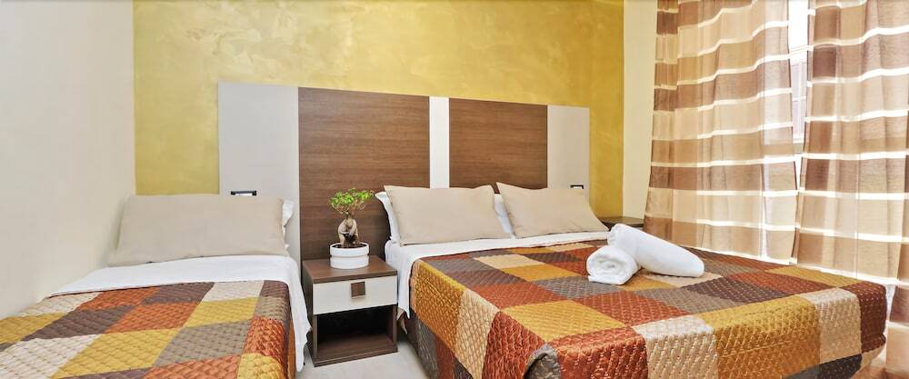 Roma Suite Centro Bed And Breakfast 24