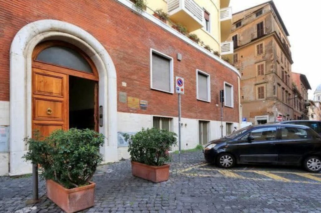 Roma Suite Centro Bed And Breakfast 1