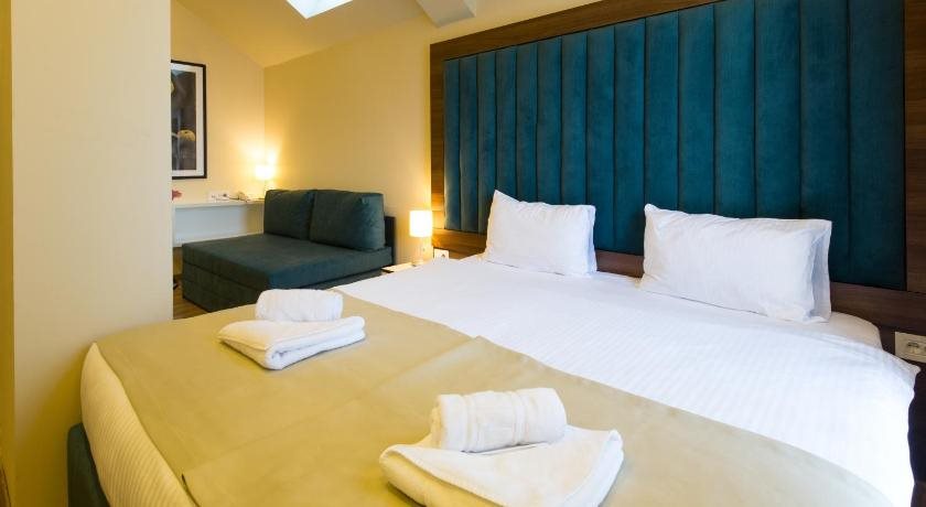 Marquise Hotel 17