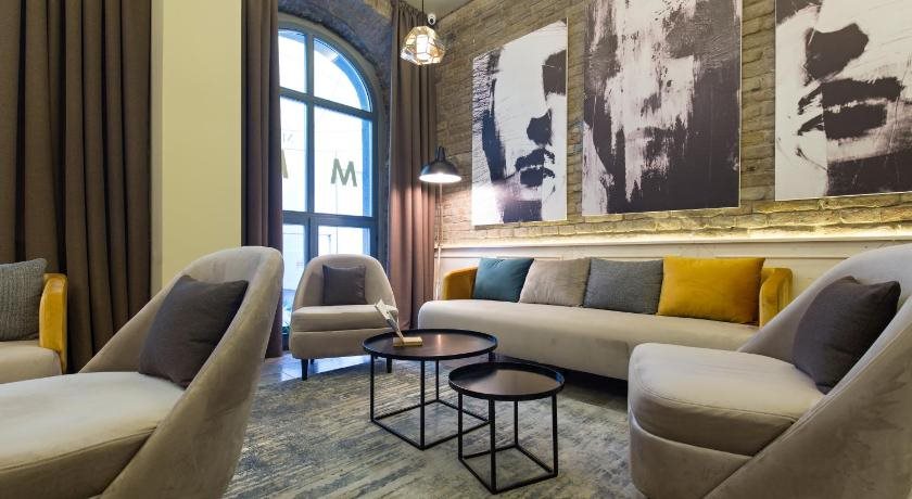 Marquise Hotel 5
