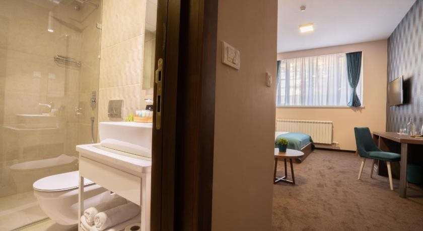 Veneti Suites 16