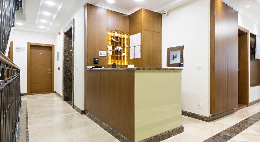 Hotel Prime 18
