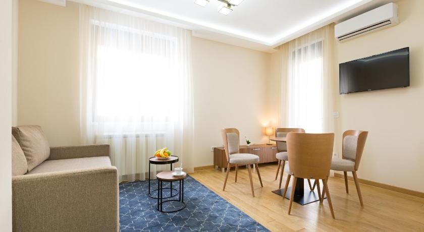 Hotel Prime 24