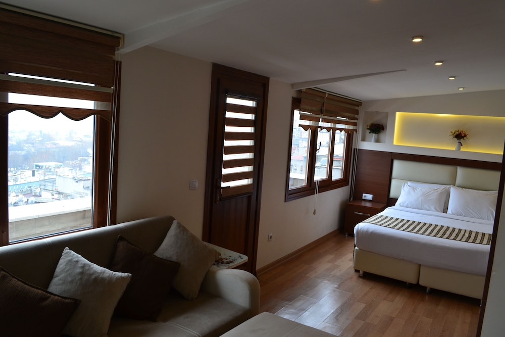 Seven Days Hotel 22