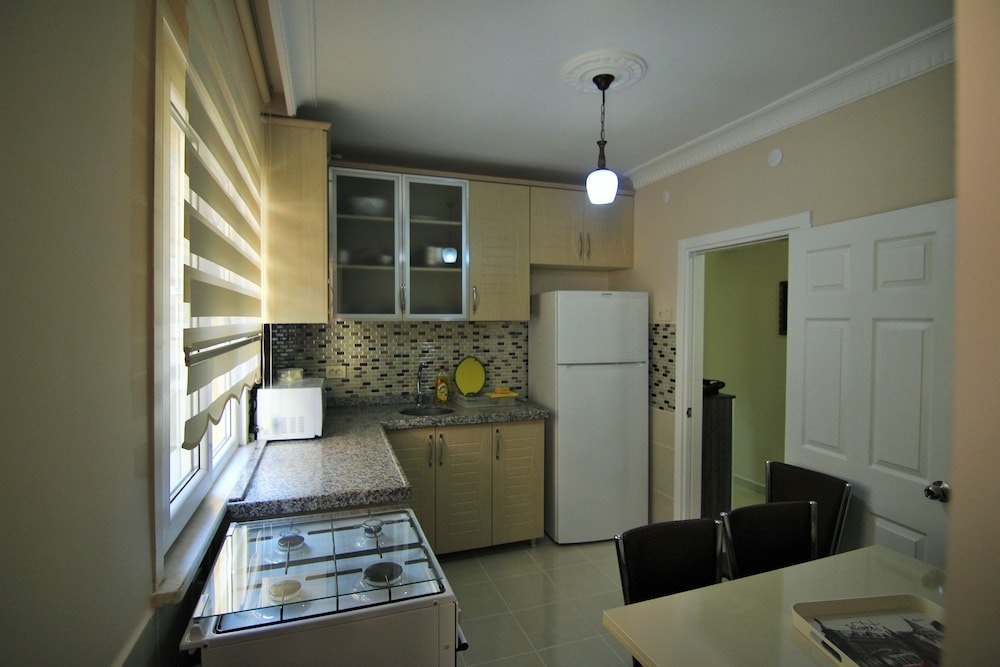 Yilmaz Apart 18