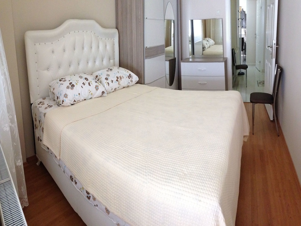 Yilmaz Apart 5