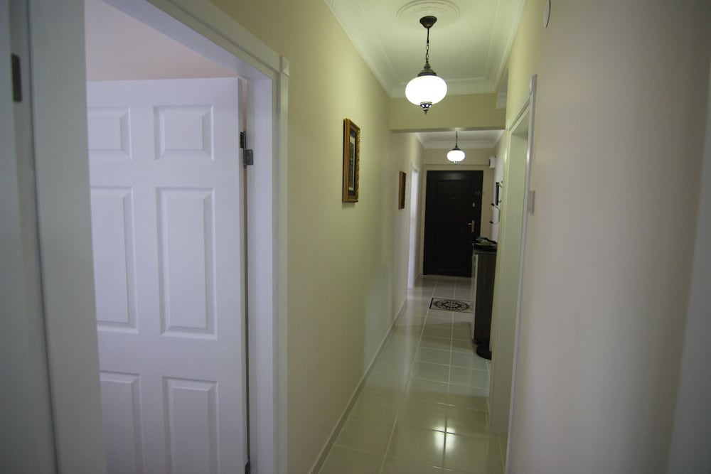 Yilmaz Apart 24
