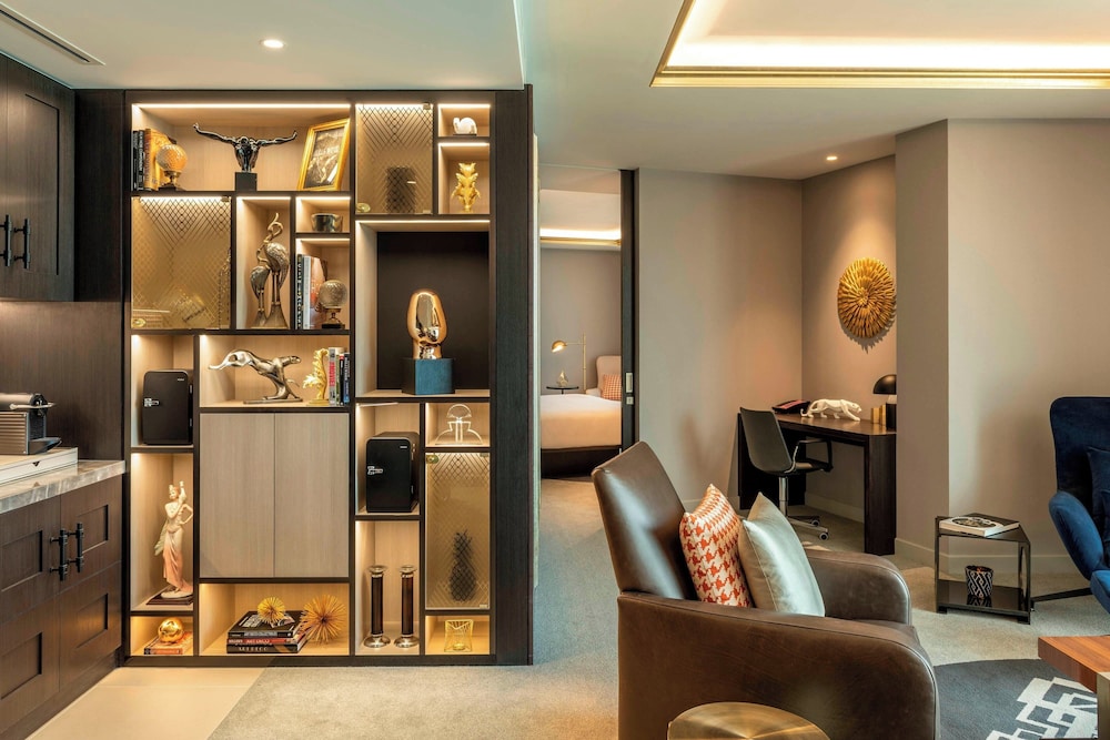 Aloft Dubai Creek 21