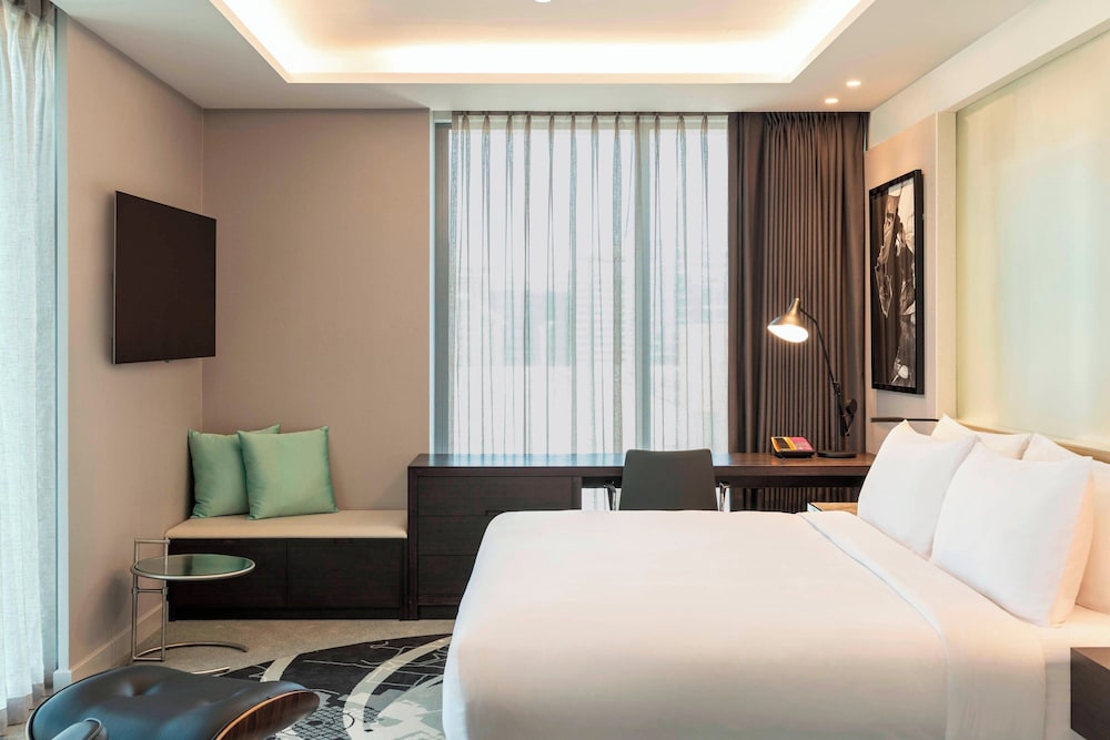 Aloft Dubai Creek 15