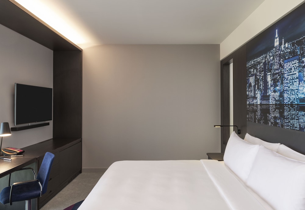Aloft Dubai Creek 10