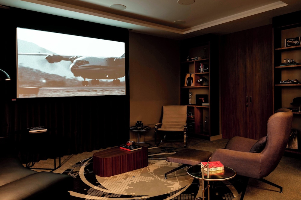 Aloft Dubai Creek 14