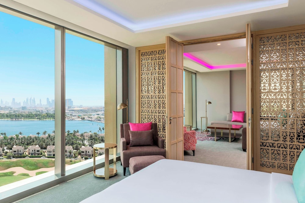 Aloft Dubai Creek 16